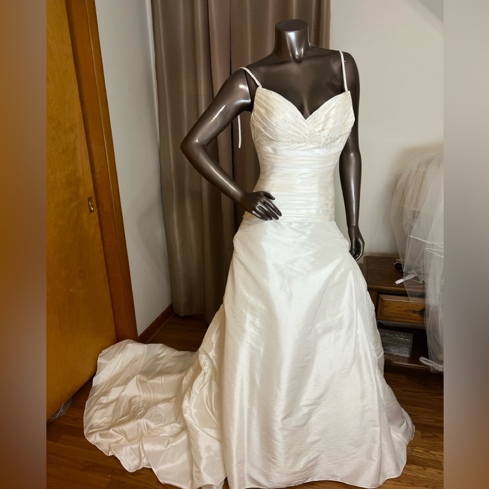 Casablanca Bridal style 1908 Ivory taffeta wedding gown.